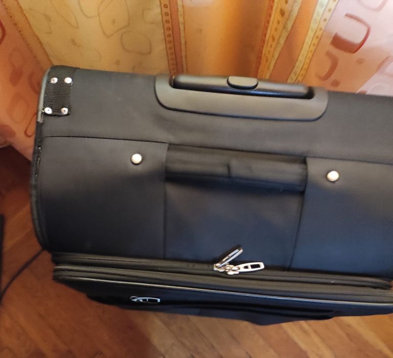 Geamantan troller frumos