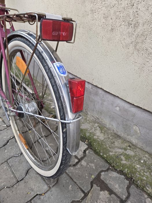 Bicicletă cu coș