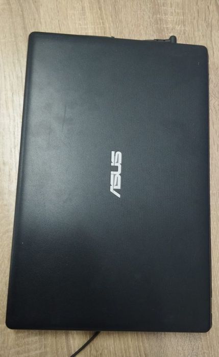 Ноутбук Asus офисный