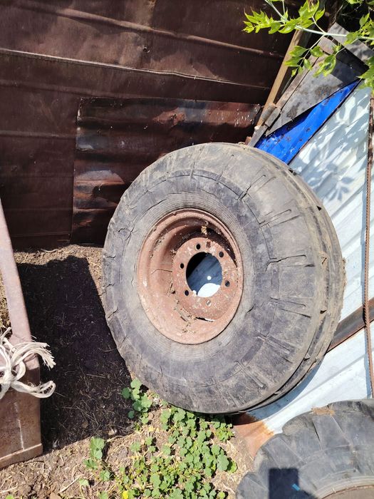Продам колеса от комбайн