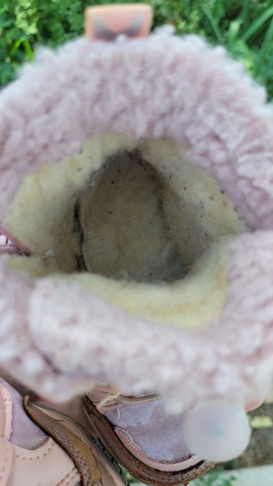 Детские ботинки, сапожки 24 и 25 размеры