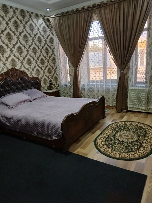 Срочно продаётся двух этажный новый дом.