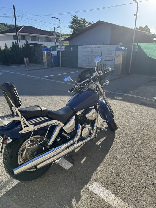 Vand Suzuki VZ800 (Marauder)
