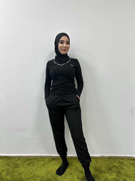 Чёрная кофта PRADA и Штаны с манжетами