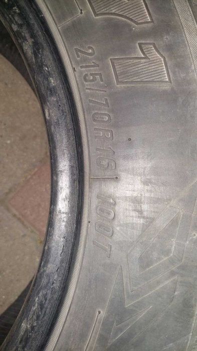 Зимние шины Maxxis 215/70/16