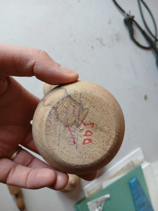 Чаши чинии вази и други