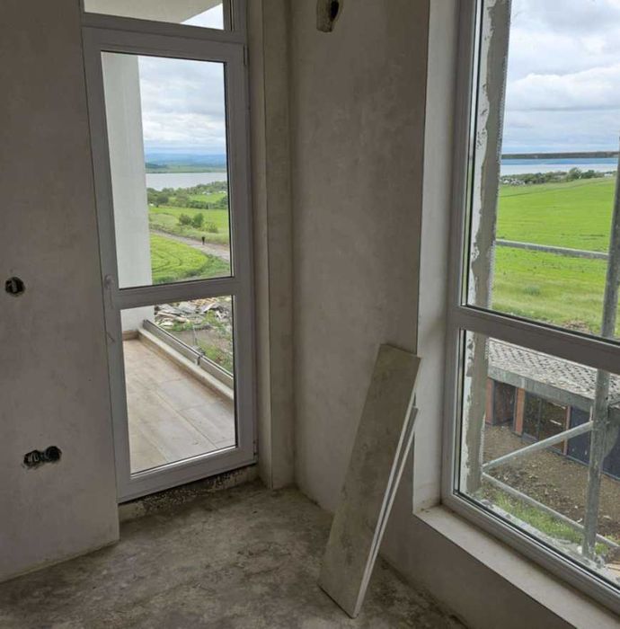 Продава се Тристаен апартамент в Бургас, Меден рудник - зона Б - 96 кв.м за 1011 €/кв.м - Снимка #3