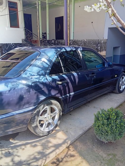 Mersedes w202 sotiladi yoki barter