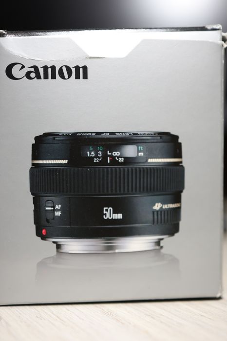 Продам Canon EF 50mm f 1.4