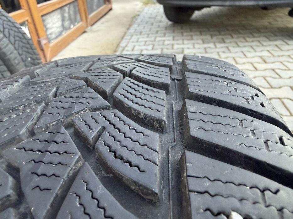 4бр. КАТО НОВИ Зимни Гуми С Борд 215/60R/16 -DUNLOP- DOT:3421 *7.7мм+6.4мм*