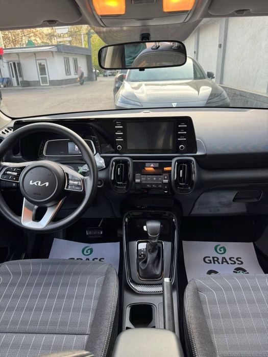 Kia sonet киа сонет 2025 пробег 1.300 новая машина идеал