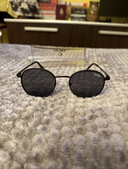 Ochelari de soare Quay Australia - Talk Circles - NOI & Polarizați (Unisex)