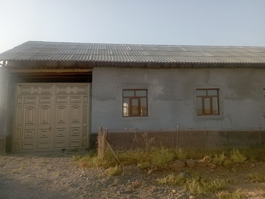 Yangi xovli sotiladi