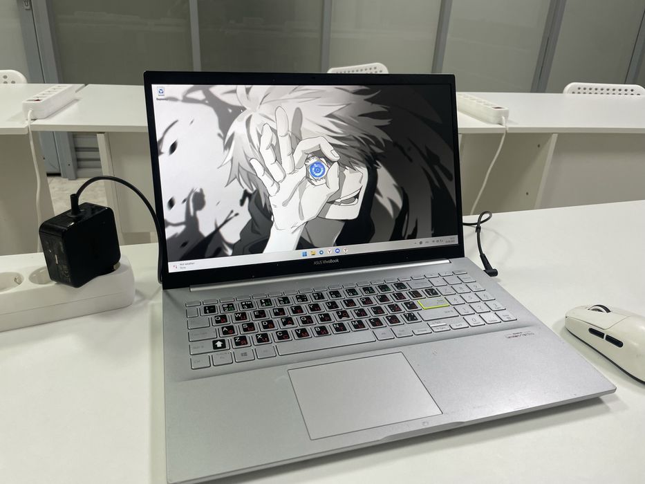 СРОЧНО Asus vivobook ноутбук i5, 16гб