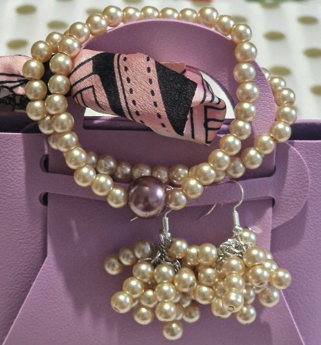 Дамски бижута, ръчна изработка