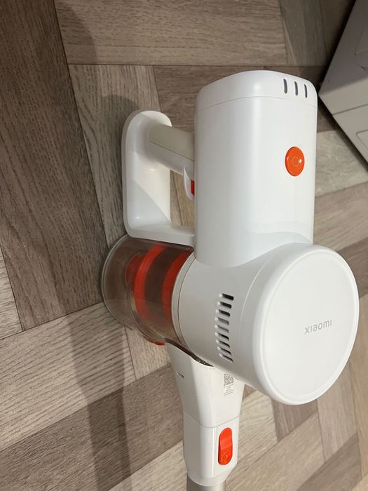 Продам пылесос Xiaomi в отличном состоянии