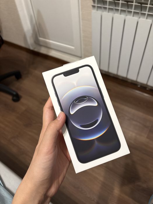 IPhone 16e в идеальном состоянии