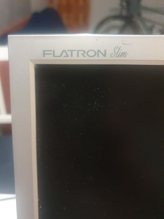 Монитор LG рабочий