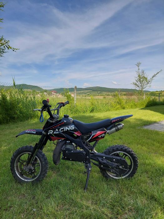 Motocicleta de copii