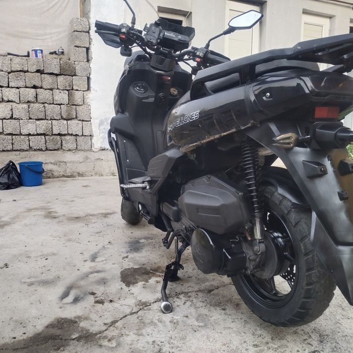 Skutr tank 2 benzin