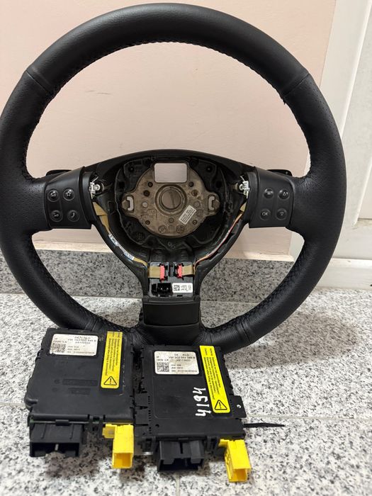 Мулти Волан за Vw Голф 5, Пасат б6, Туран,Тигуан,Жетта(Нов Кожен Калъф