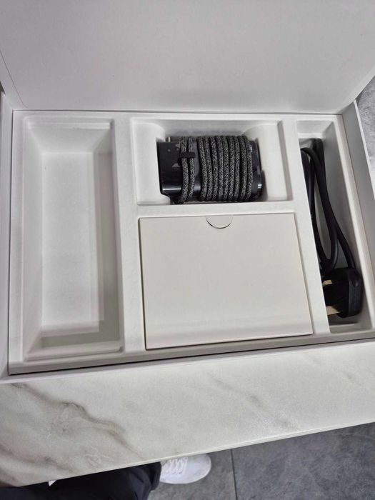 HP Spectre x360 2-in-l Laptop 1 -eu0xxx