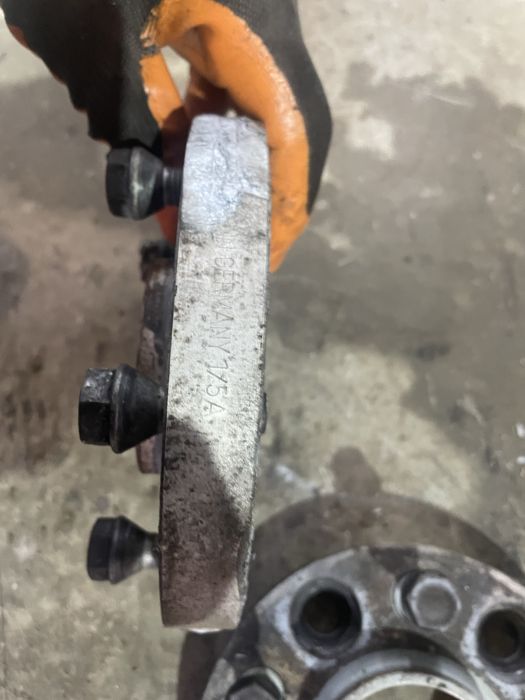 Фланци БМВ 20мм (flanci bmw 20mm)