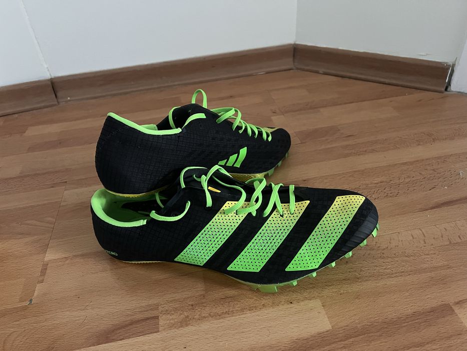 Шпайкове adidas чисто нови