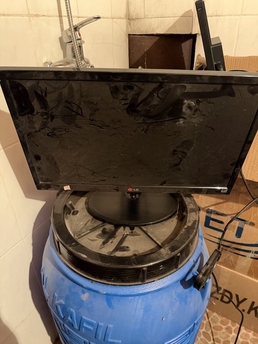 Манитор для компьютера