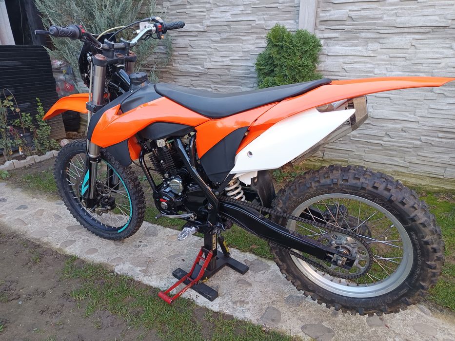 Alfarad t7 200 cc impecabil