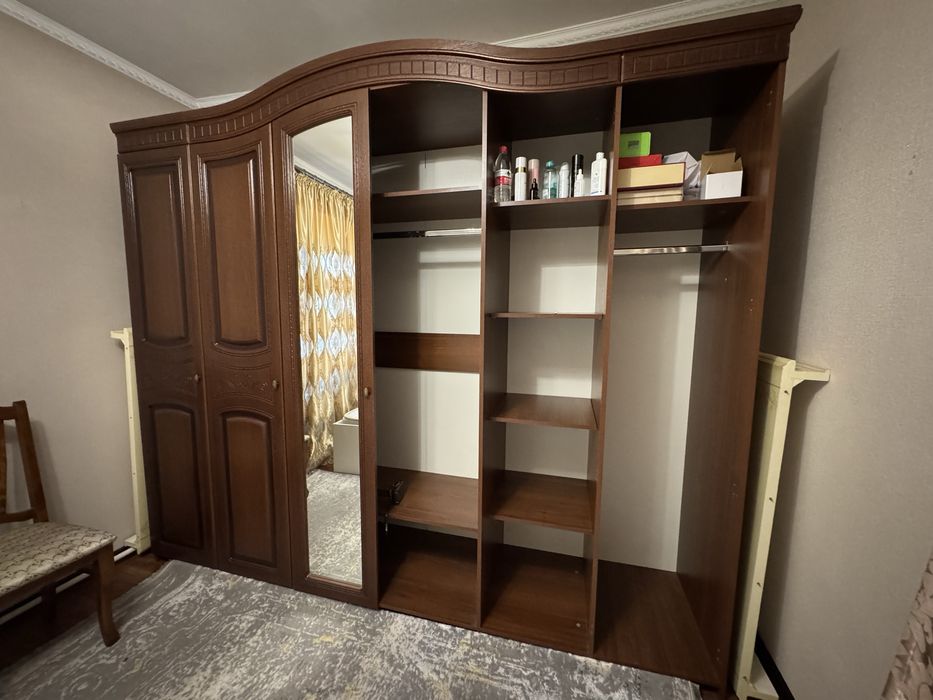 Продам Шифоньер ( гардеробный шкаф )