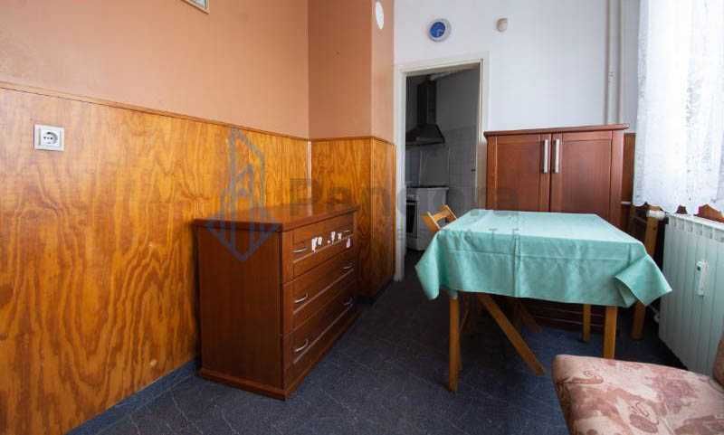 Двустаен апартамент под наем в кв. Разсадника