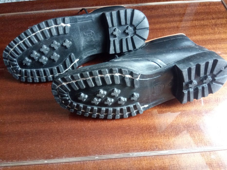 Мъжки обувки кожени шити