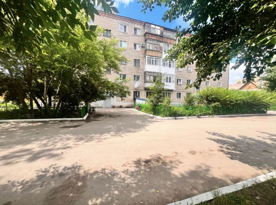 Продам 2 комн квартиру