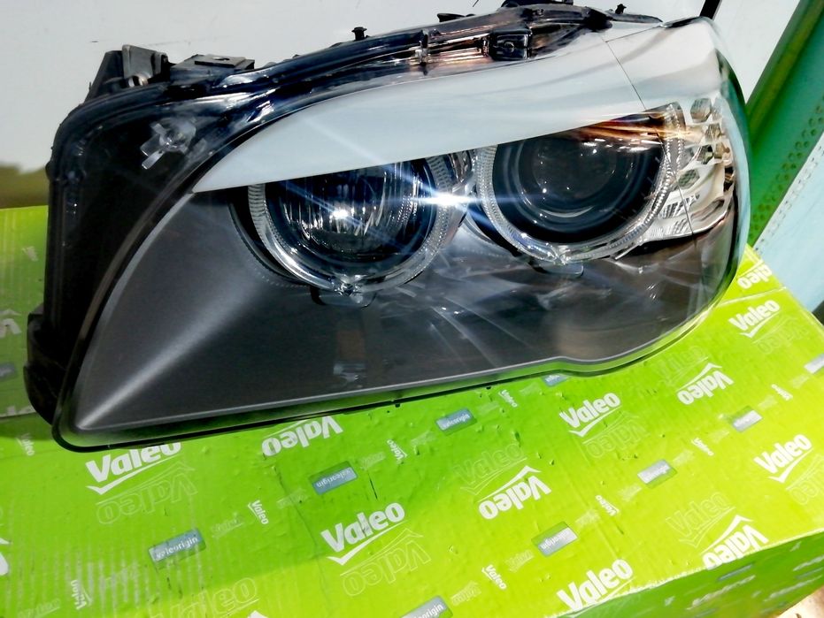 Фар фарове за BMW F10 F11 M5 / БМВ 5 Ф10 Ф11 Dynamic - Xenon.