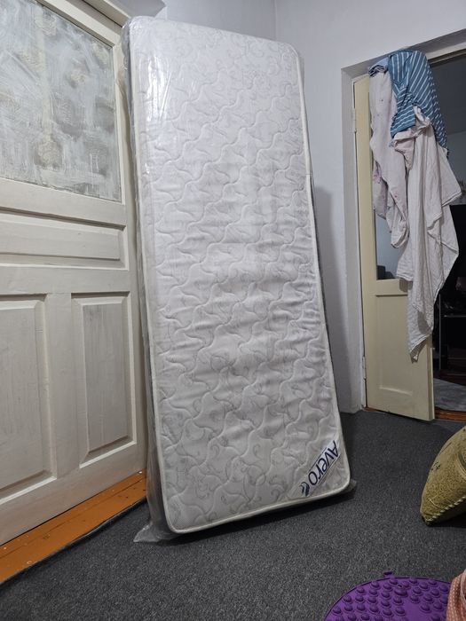 Матрас 2 штуки в хорошем качестве