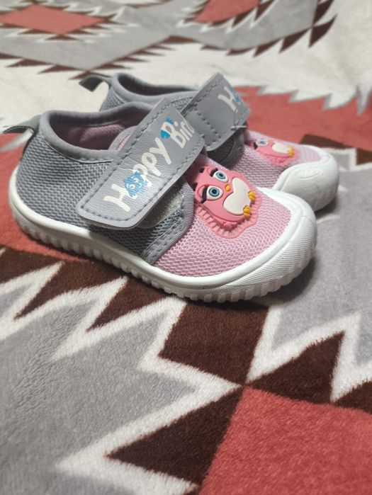 Продам детские макасины