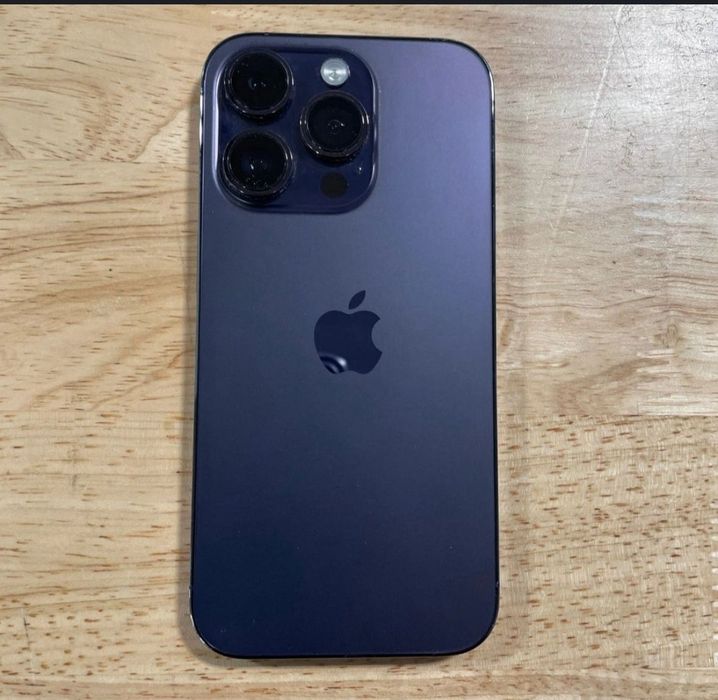 Vând iphone 14 Pro