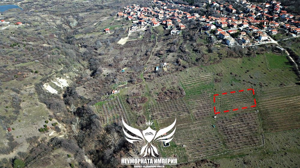 Продавам земя с площ от 2400кв.м. в кв.Горни Воден, гр.Асеновград