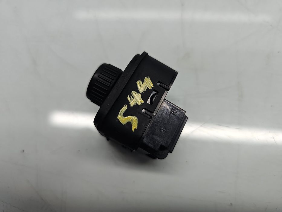 Buton reglaj oglinzi Volkswagen Golf 6 (5K1) [Fabr 2009-2013] 1K095956