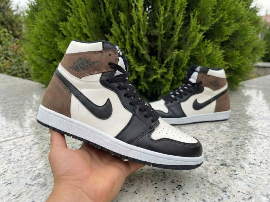 Adidasi Jordan 1 High Dark Mocha