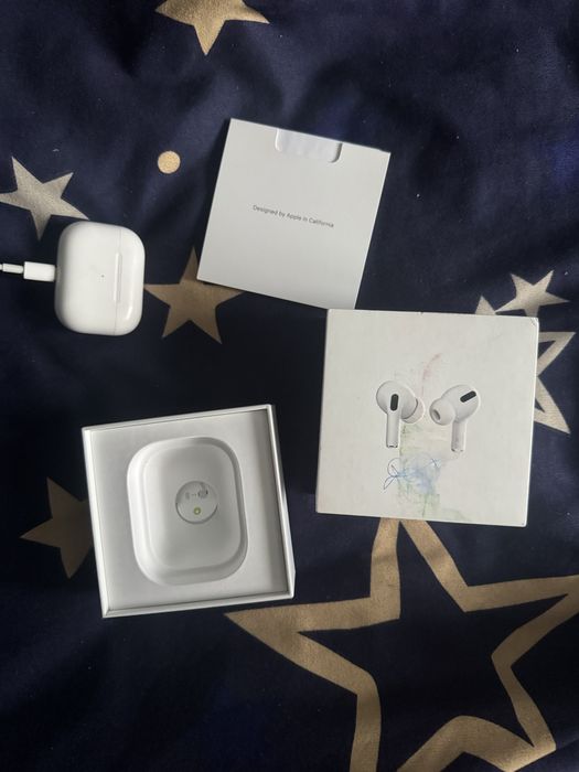 Airpods Pro 1st Gen.