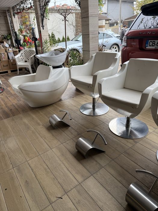 Промоция - Фризьорско оборудване 3 стола + измивна колона