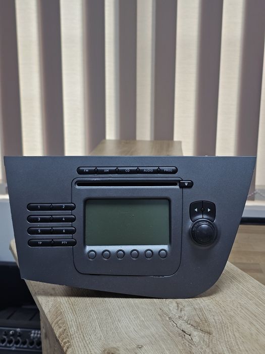 Радио Seat Leon оригинално CD 1P1035186B