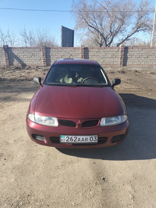 Продам Митсубиси Каризма