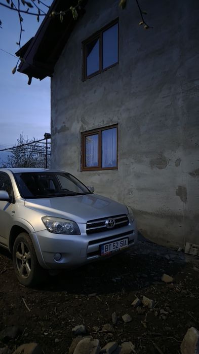 Vând Toyota rav 4 2007