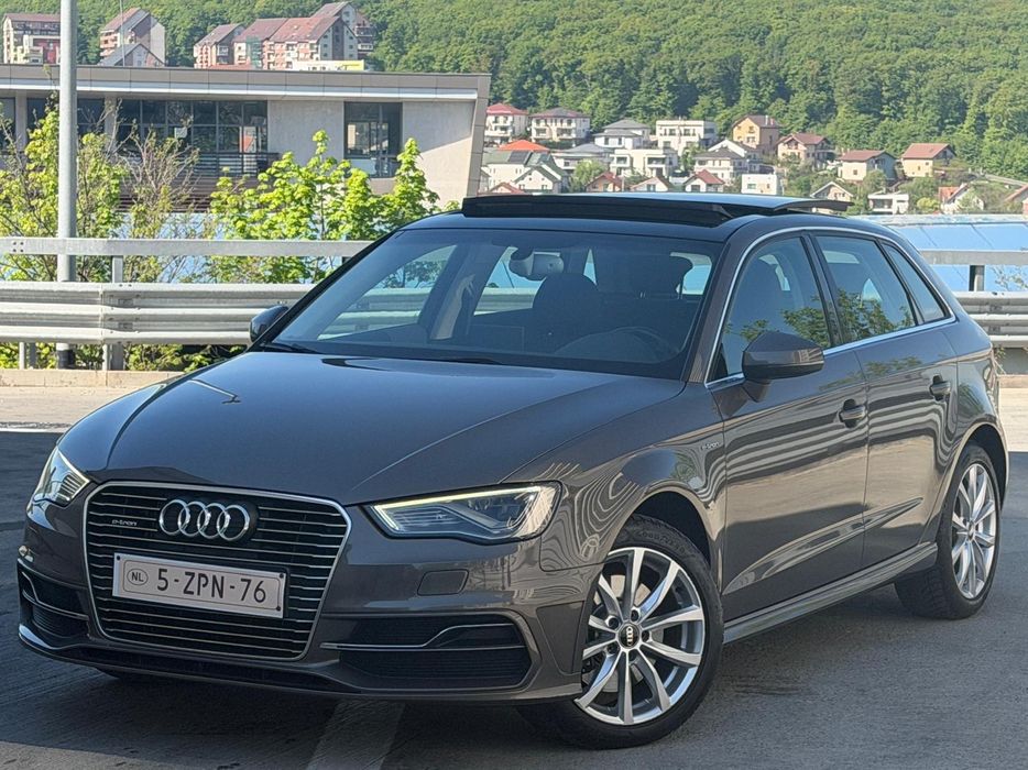 Audi A3 Plug în Hybrid  204 CP