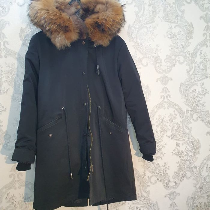 Продаётся парка на девушку