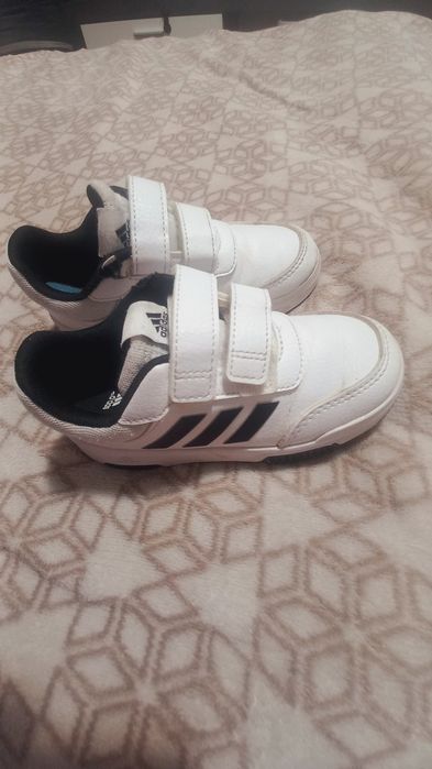 Adidași piele cu scai