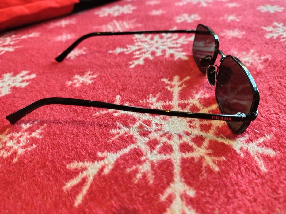 Ochelari Prada originali.